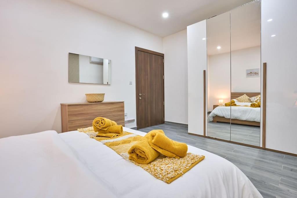 Two Bedroom Apartment In Xemxija, Σεντ Πόλς Μπέι Εξωτερικό φωτογραφία