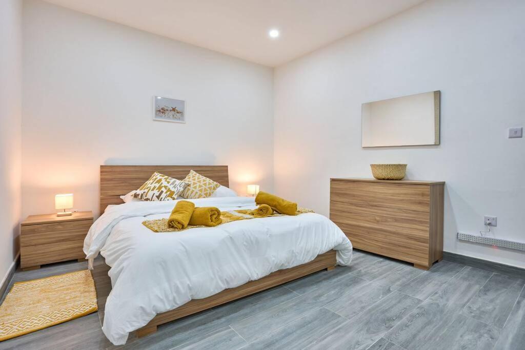 Two Bedroom Apartment In Xemxija, Σεντ Πόλς Μπέι Εξωτερικό φωτογραφία